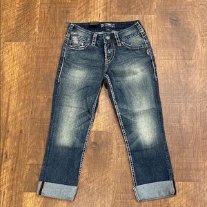 Silver Jeans Blue Straight Denim Classic Capris